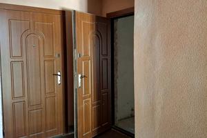 квартира за адресою Тролейбусна вул., 5