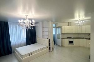 квартира за адресою Раїси Окіпної вул., 8