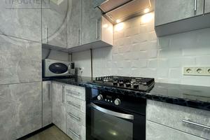 квартира за адресою Михайла Лушпи просп., 5
