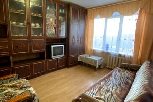 квартира за адресою Пулюя, 2