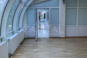 комерційна за адресою Ґарета Джонса вул. (Сім'ї Хохлових), 15