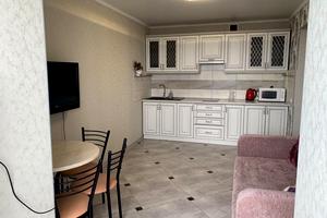 квартира по адресу Яблунева, 13б