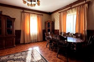 будинок за адресою с. Баловне, Набережна