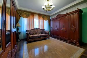 квартира за адресою Крутогірний узвіз (Рогальова), 33