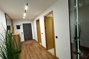 квартира по адресу Степана Бандеры ул., 77-Б
