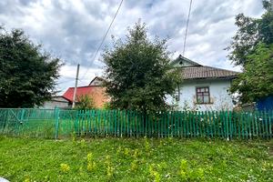 будинок за адресою Бєлова