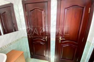 комерційна за адресою Ігорівська вул., 12