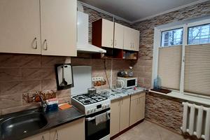 квартира за адресою Академіка Корольова вул., 69/2