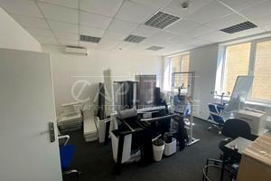 коммерческая по адресу Бехтеревский пер., 4-В