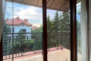 будинок за адресою Центральна вул.