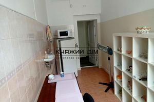комерційна за адресою Овруцька вул., 21