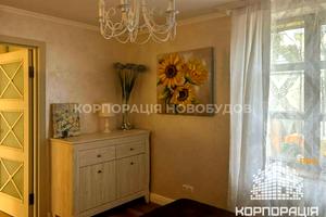 будинок за адресою Висока вул., 10А