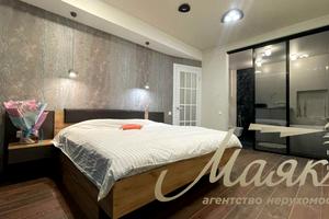 квартира по адресу Маяковского просп., 3