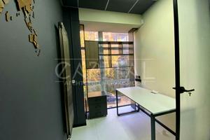 коммерческая по адресу Набережно-Крещатицкая ул., 60