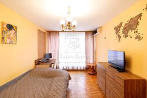 квартира за адресою Андрія Малишка вул., 25