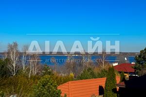 будинок за адресою Краєвидна вул., 777