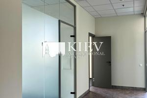 комерційна за адресою Князів Острозьких вул. (Московська), 32