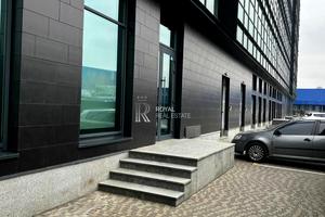 коммерческая по адресу проспект Степана Бандери, 28а