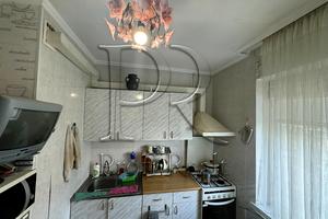 квартира за адресою Йорданська вул. (Лайоша Гавро), 9