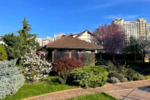 будинок за адресою Київ, Лугова вул., 32 А