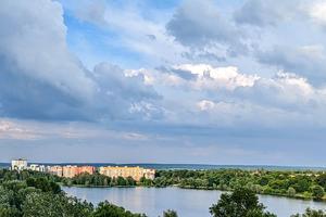 квартира за адресою Михайла Лушпи просп., 2