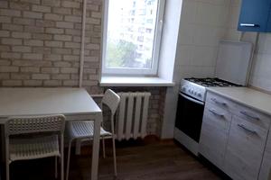 квартира за адресою Героїв України вул. (Теплична), 5