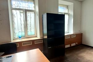 комерційна за адресою Вікентія Хвойки вул., 12