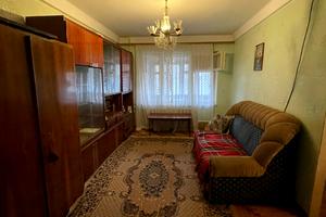 квартира за адресою Полякова, 5