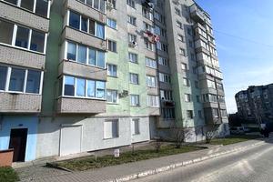 комерційна за адресою Лісогринівецька вул., 16/2