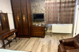 квартира за адресою Олександра Кутузакія вул. (Ленінградська), 54