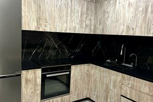 будинок за адресою Айвазовського