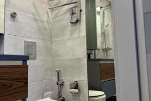 квартира за адресою Літературна вул., 8