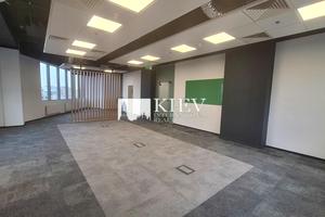 комерційна за адресою Князів Острозьких вул. (Московська), 32