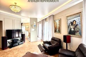 будинок за адресою Паркова вул.