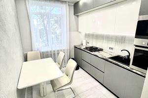 квартира за адресою Нігояна, 27