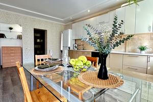 квартира за адресою Мечникова вул., 103