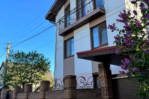 дом по адресу Вишнева