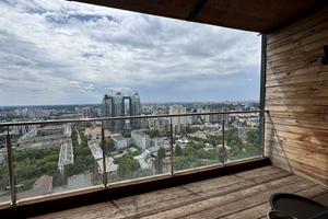 комерційна за адресою Євгена Коновальця вул. (Щорса), 44