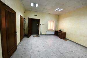 комерційна за адресою Олександра Щербакова вул. (Вакуленчука), 3