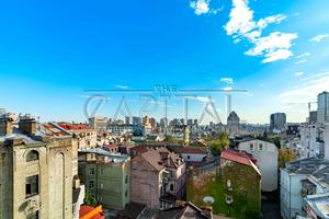 комерційна за адресою Антоновича вул. (Горького), 7