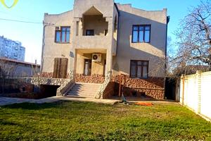 будинок за адресою Куприна