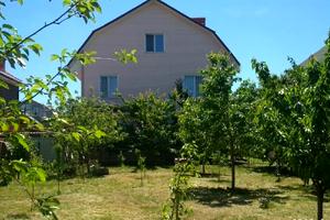 будинок за адресою с. Корсунці, Радісна, 7