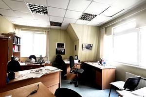 комерційна за адресою Чернишевська вул., 40