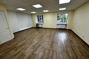 комерційна за адресою Героїв Дніпра просп., 36