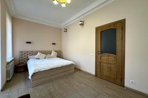 квартира за адресою Бессарабська пл., 7б