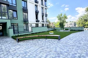 квартира за адресою Космічна вул., 5