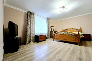 будинок за адресою Залізнична, 2