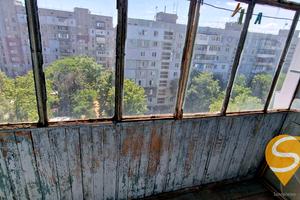 квартира по адресу Комарова ул., 25-А