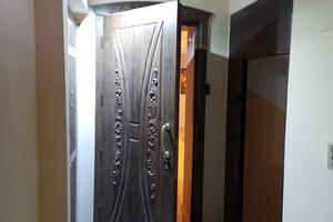 комерційна за адресою Київ, Костельна вул., 10