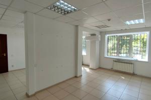 коммерческая по адресу Героев просп., 12